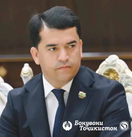 Пайравони пешвои миллат!