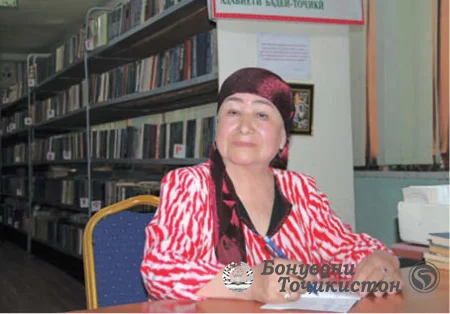 «Модари китобҳо»