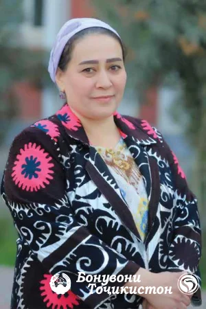 Қадамҳои устувори бонувони бахтиёр