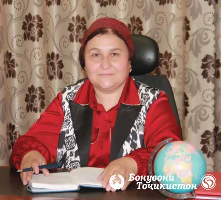 Он ҷо, ки одамон кӯҳро мемонанд